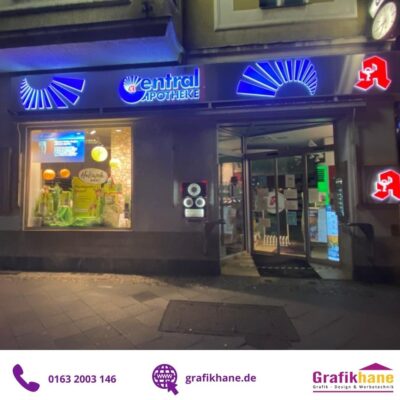 Grafikhane Werbetechnik Berlin – Beleuchtete Schilder der Central Apotheke.